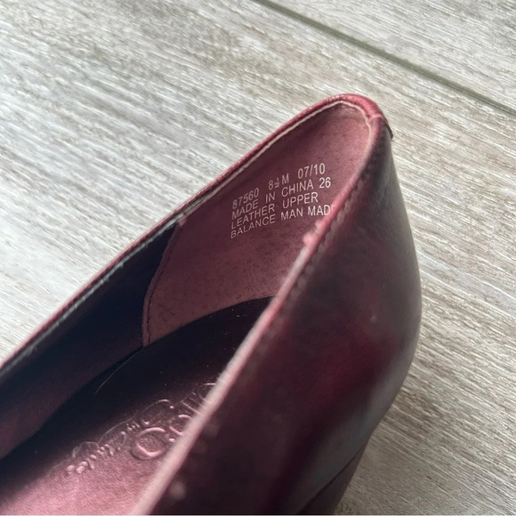 Clarks Indigo Burgundy Leather Mary Jane Pumps - Picture 12 of 14